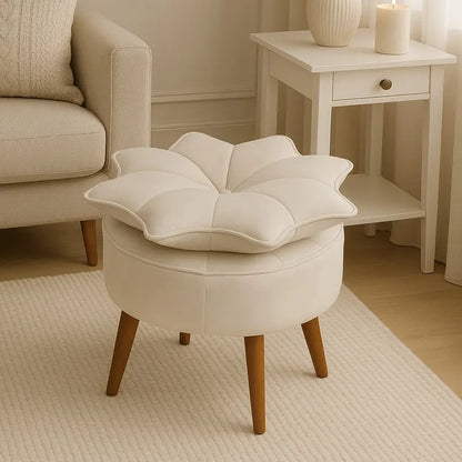 [COMPRÁ 1 Y LLEVÁ 2] Sillón Pétalo de Terciopelo con Patas de Madera + 2 Puffs Pétalo de Regalo